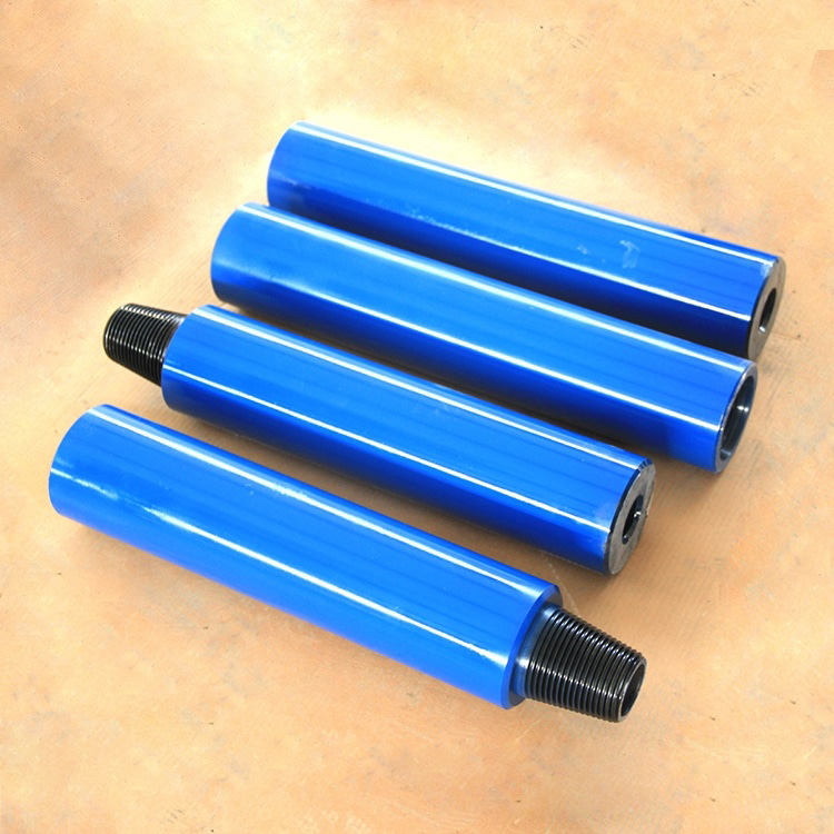 3.5REG公母螺纹接头  一头留白